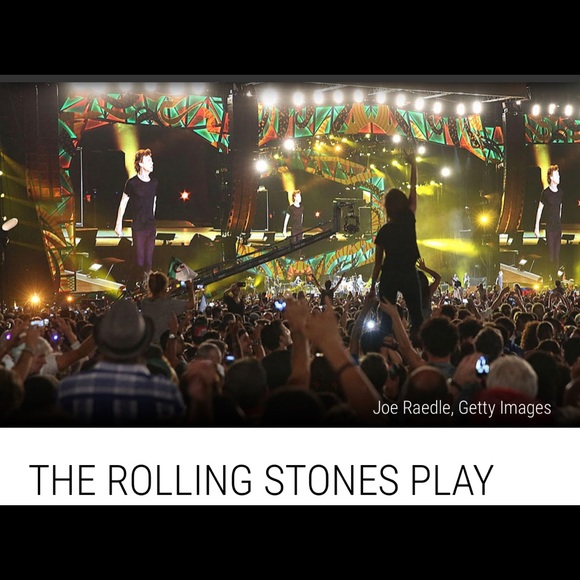 Sold Out ! New| Lip 👄 Tee, Long-Sleeve|SM - Picture 9 of 10